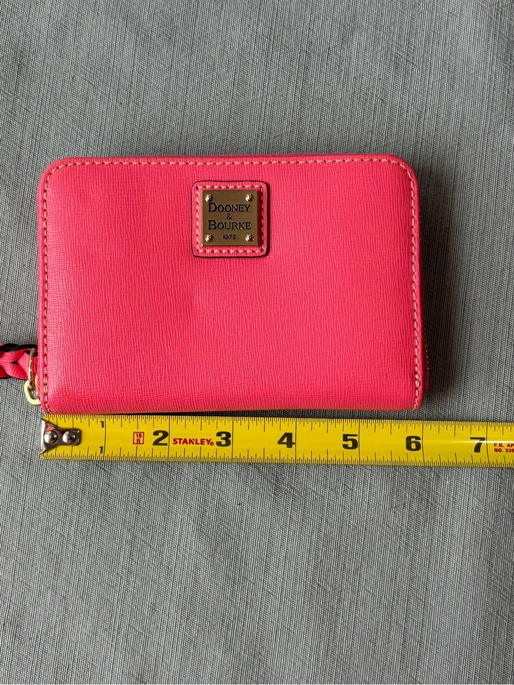 Dooney Bourke Bubblegum Bright Pink Zip Around Wallet Saffiano Leather